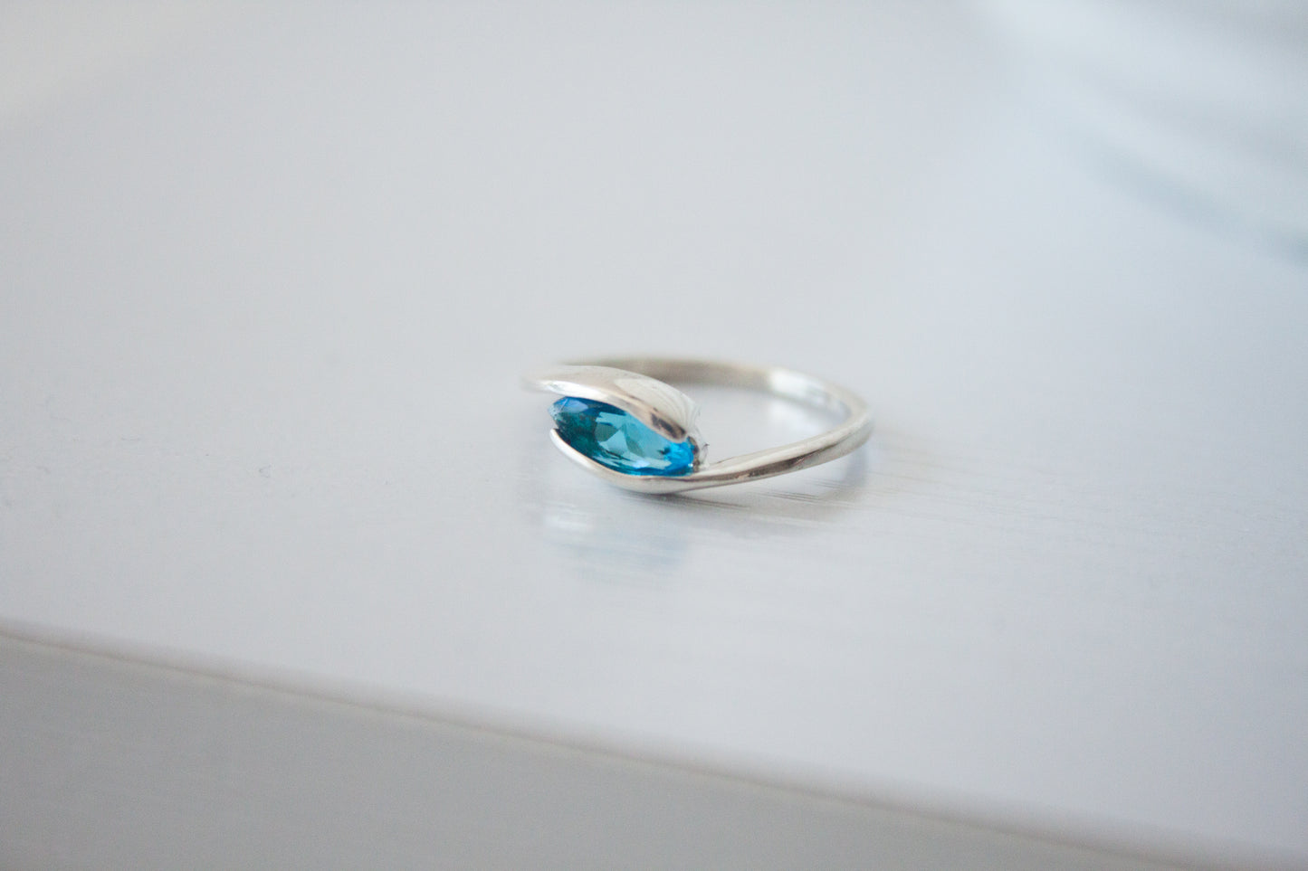 Selene | Anillo Plata 925 y cristal swarovski