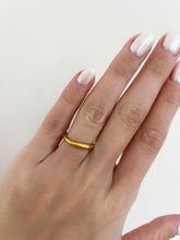 Load image into Gallery viewer, Balance melted ring | Baño de oro 18k
