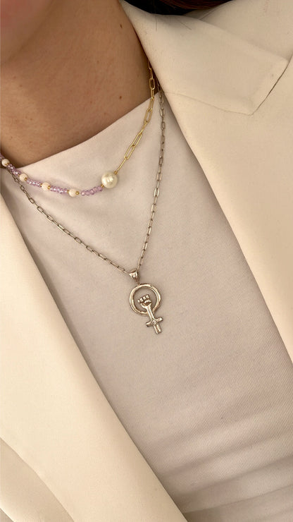 #WomanPower - THE necklace | Collar en plata 925 signo mujer